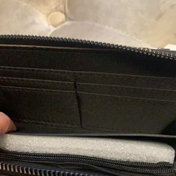 Betty Boop black and white wallet wristlet, new - Picture 7 of 9